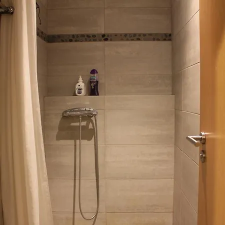 4th Floor Hotel